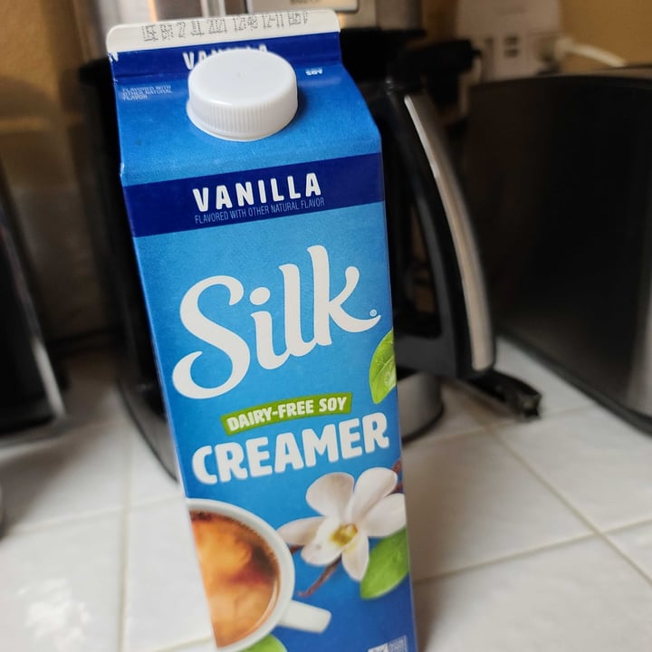 photo of Silk Dairy Free Soy Vanilla Creamer shared by @bearking on  17 Jun 2021 - review