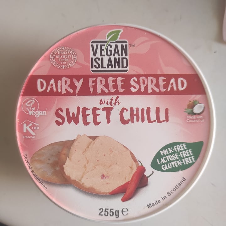 photo of Vegan island Dairy Free Spread sweet chili shared by @saramon95 on  05 Nov 2021 - review