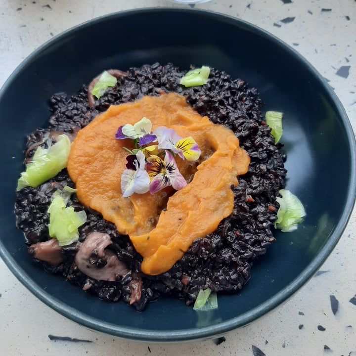 photo of Lexi's Healthy Eatery Black Rice, Wild Mushroom Risotto shared by @mazz on  23 Jan 2021 - review
