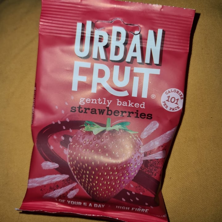 photo of Urban Fruit Gently Baked Strawberries shared by @blackbird on  26 Jan 2021 - review