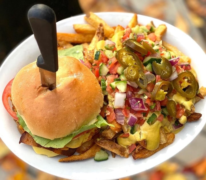 review photo of MeeT in Gastown Mucho Gusto Burger shared by @mundorichie on 09 Jan 2020 - review