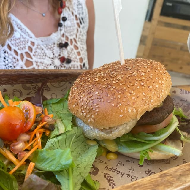 Foto do prato “The Metaki Bad Boy Burger”