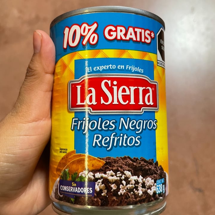 photo of La Sierra Frijoles Negros Refritos shared by @veggieee on  29 Jun 2022 - review