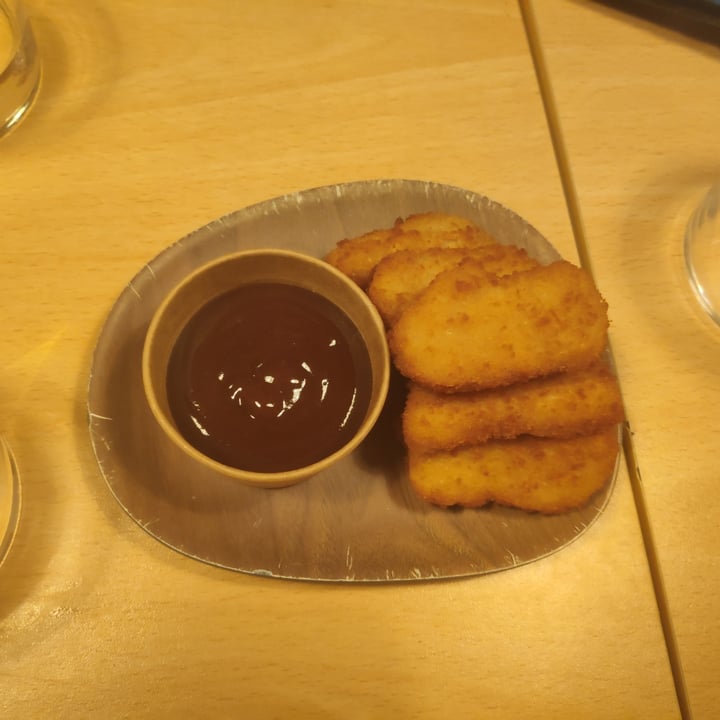 photo of A Flama Nuggets de soja con salsa barbacoa shared by @elenacasadoyt on  28 Aug 2021 - review