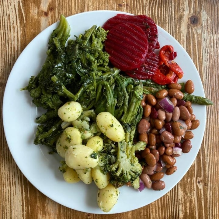 review photo of Sarni Grill Valle Aterno est Antipasto vegano shared by @jessica1995 on 05 Sep 2022 - review