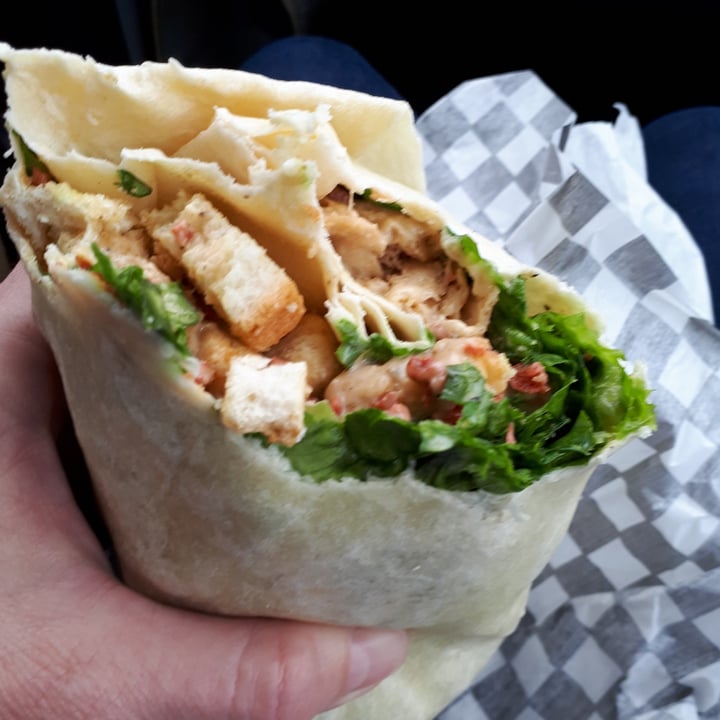 photo of The Hearty Hooligan "Chicken" Caesar wrap shared by @carolynvw on  04 Aug 2021 - review