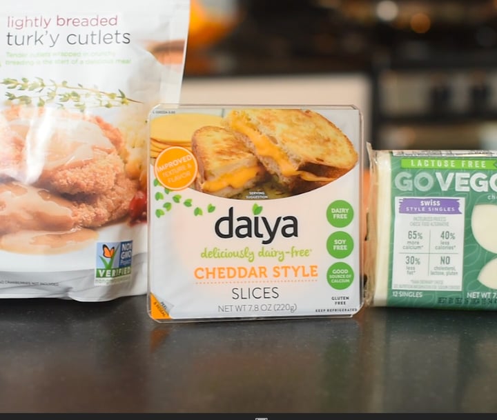 photo of Daiya Cheddar Style Slices shared by @tryingveganwithmario on  04 Dec 2018 - review