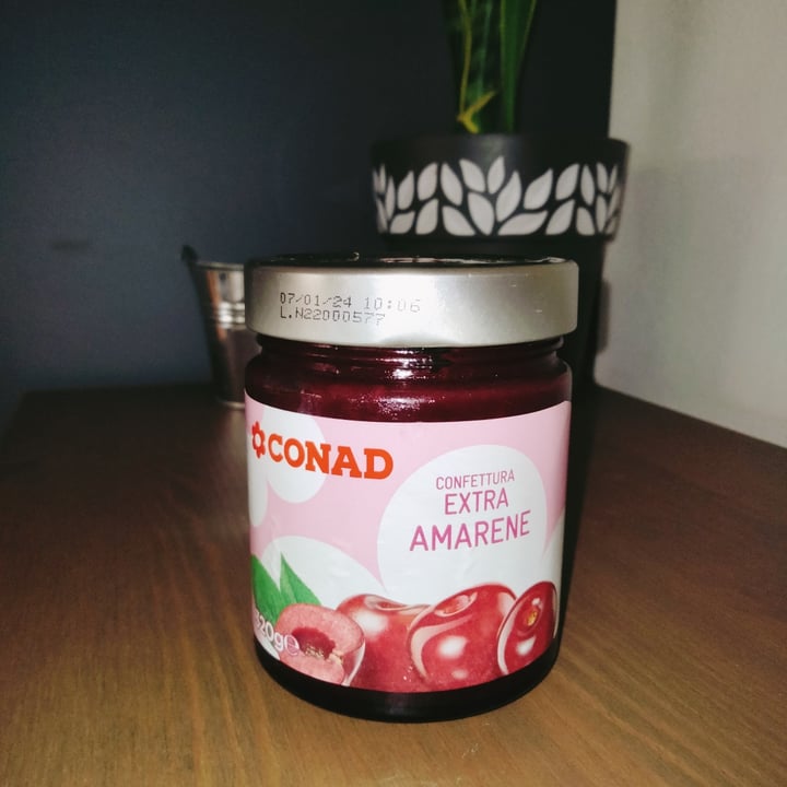 photo of Conad Confettura extra Amarene shared by @papillondelacroix on  19 Mar 2022 - review