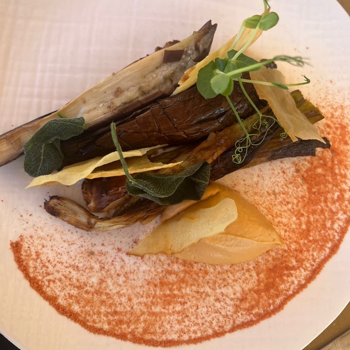 photo of Osteria della Balera melanzana e cipollotto arrosto con salsa ai peperoni e nocciole shared by @micheladallavalle on  20 Sep 2022 - review