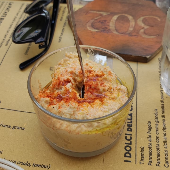 photo of Poormanger Hummus shared by @zebbino on  22 Apr 2022 - review