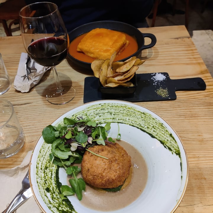 photo of Ao 26 - Vegan food project Francesinha shared by @michelabao on  14 Mar 2022 - review