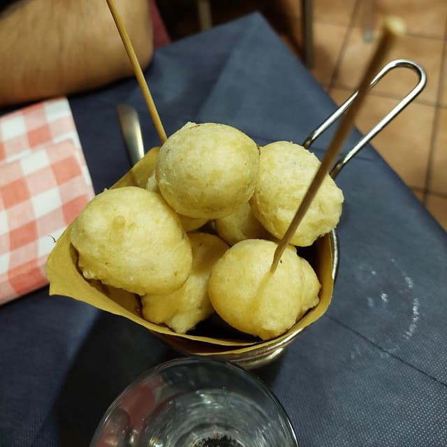 「Zeppoline Aromatiche」の料理の写真
