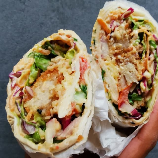 「nuggy wrap」の料理の写真