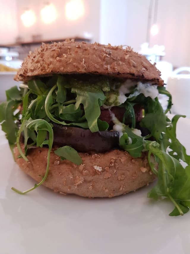 菜肴“Burger Aubergine”的照片