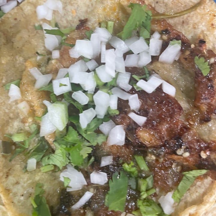 photo of Por Siempre Vegana Taquería Taco de chicharrón en salsa verde shared by @janethz on  21 Jun 2022 - review