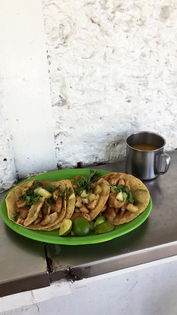 photo of Veganísimo Loncheria Vegana Tacos Orden De 3 shared by @proteccionplaneta on  12 Dec 2019 - review