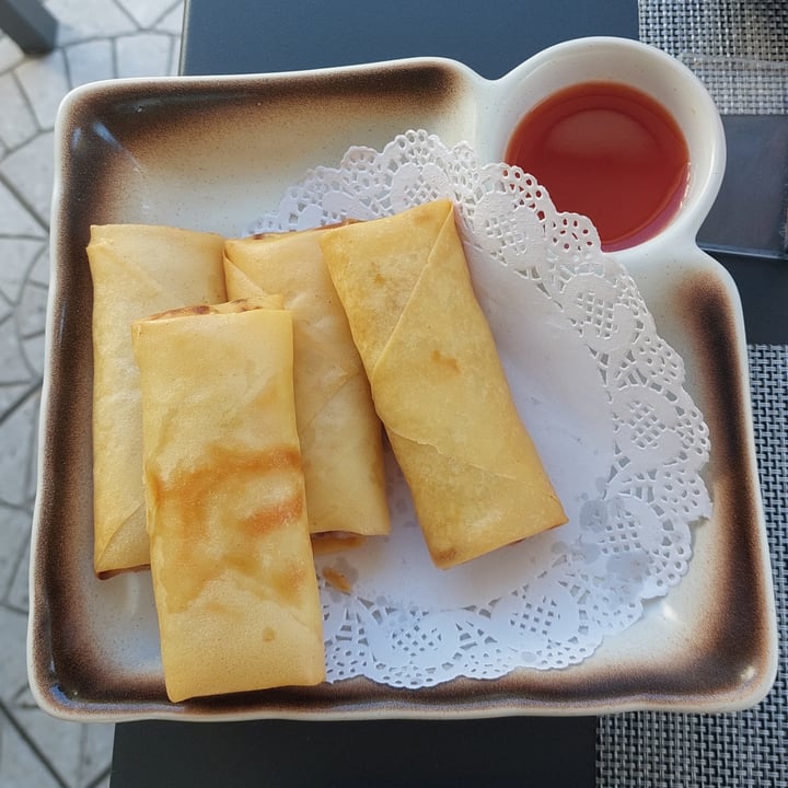 review photo of Raion Sushi&Cocktail Involtini primavera shared by @nemeton on 13 Oct 2022 - review