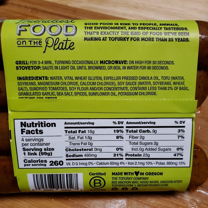 photo of Tofurky Plant-based Sausages Italian shared by @tcscn on  29 May 2022 - review