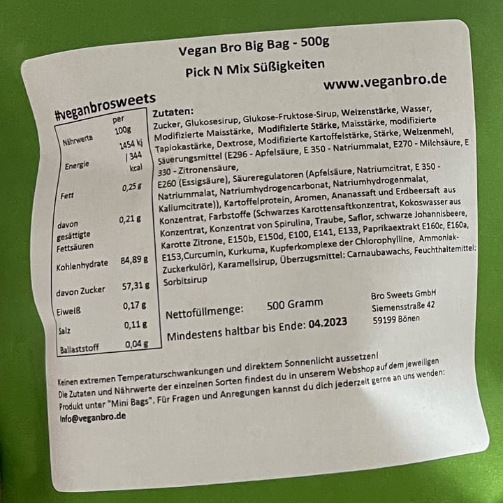 photo of Vegan Bro Vegan Bro Mini Bag Pick N Mix shared by @anneeinhorn on  30 Apr 2022 - review