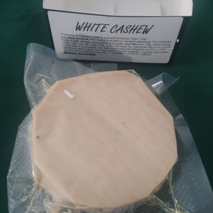 photo of Il CashewFicio White Cashew shared by @biancafurii on  02 Jul 2022 - review