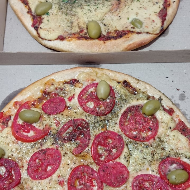 photo of Rincon Verde Pizza Muzzarella shared by @marcesalas on  26 Jan 2022 - review