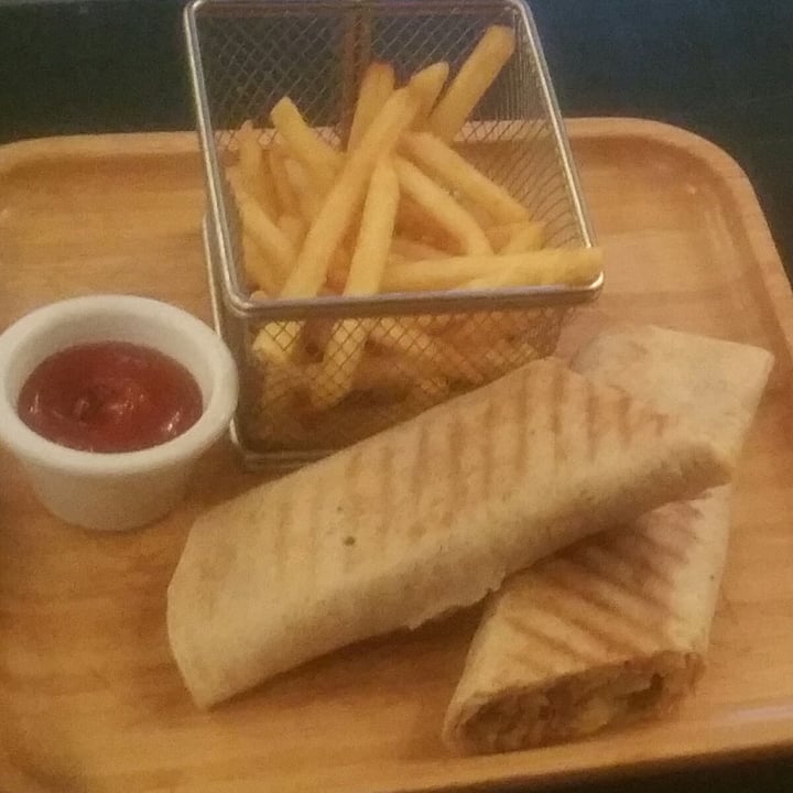 review photo of Luna's Kitchen Beirut Vegan Shawarma shared by @louay on 06 Dec 2020 - review