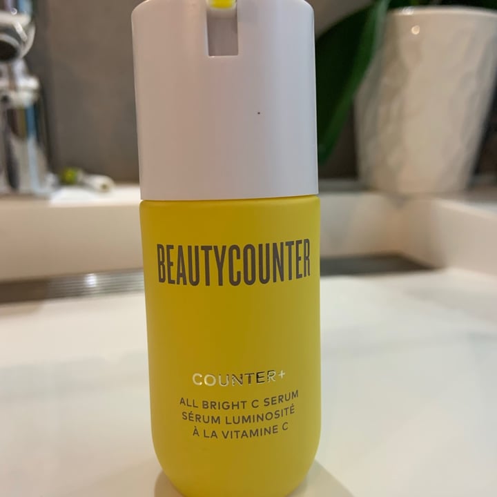 review photo of Beautycounter All Bright C Serum shared by @ilanafontes on 31 Aug 2021 - review