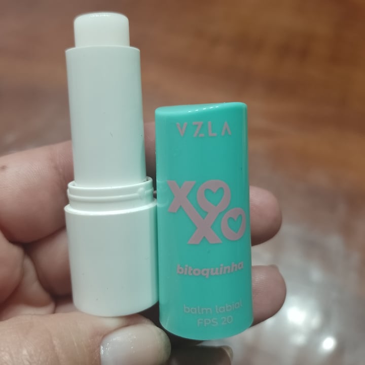 photo of Vizzela Cosméticos Balm Labial Bitoquinha shared by @karinaverges on  03 Oct 2022 - review