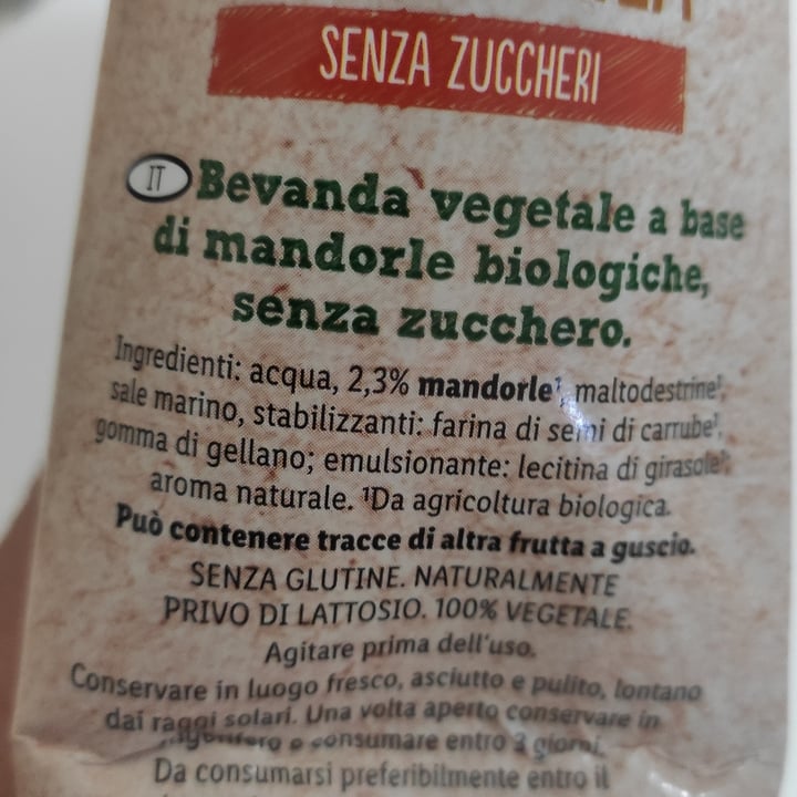 photo of Milbona Bevanda alla mandorla senza zuccheri shared by @gabrip on  01 Jun 2022 - review