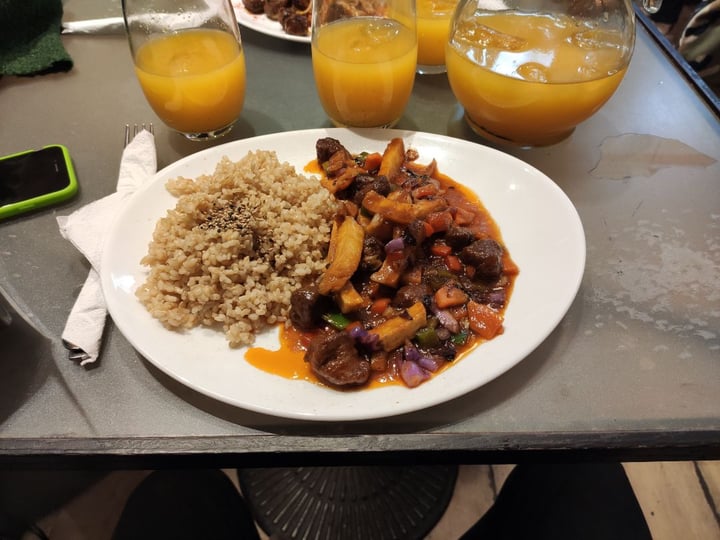 review photo of Loving Hut Agridulce De La Emperatriz shared by @emilianosilveira on 22 Sep 2019 - review