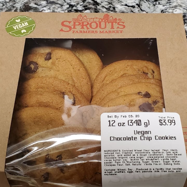 review photo of Sprouts Farmers Market Vegan Chocolate Chip Cookies shared by @blackveganfoodie on 28 Jan 2020 - review