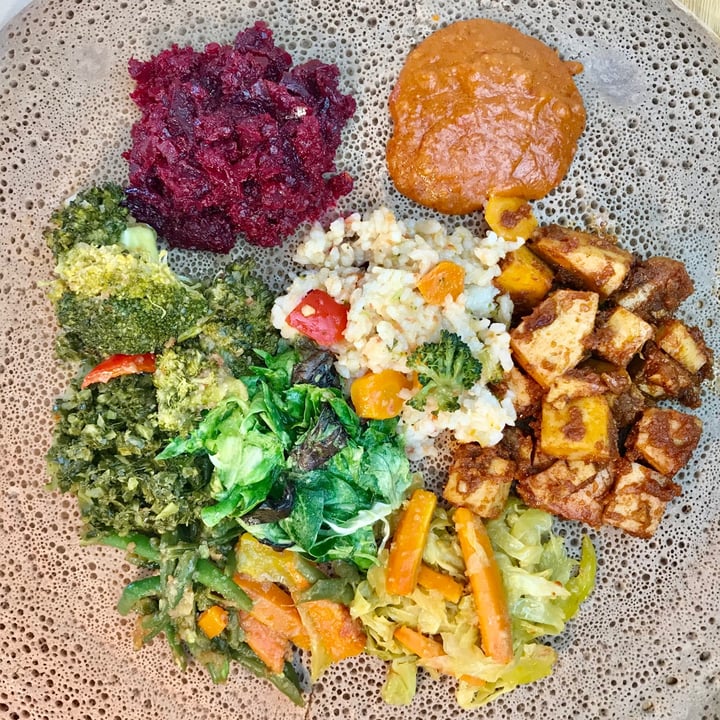 photo of Little Ethiopia Eatery Ethiopian Feast shared by @pdxveg on  15 Jun 2021 - review