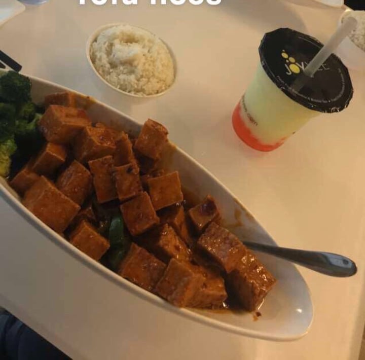 photo of Joy Yee Spicy Orange Tofu shared by @cornfritter on  01 Apr 2020 - review