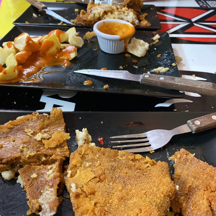 photo of ROCK TAVERN FAROLES Cachopo de seitán shared by @supersukita on  27 Aug 2021 - review