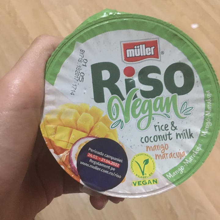 review photo of Müller Vegan rice mango maracuja shared by @mogadenisa on 23 Apr 2022 - review