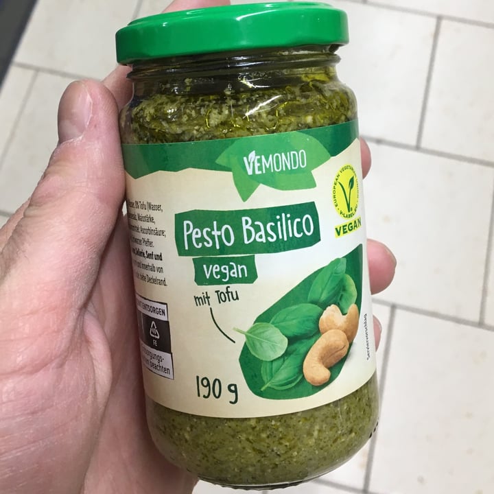 photo of Vemondo Pesto Vegan al Basilico con Tofu shared by @marioso on  11 Feb 2022 - review