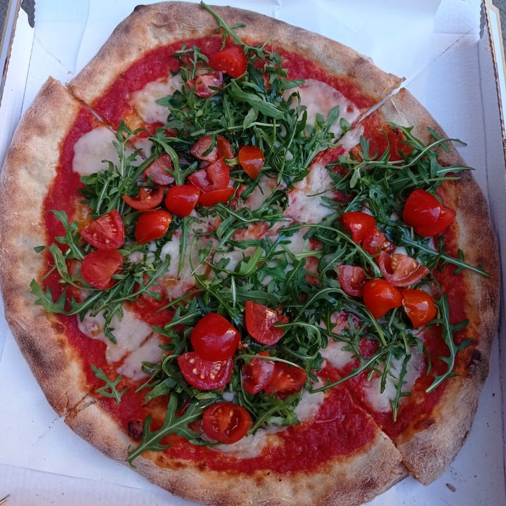 photo of Pizzería L'Angelo Pizza Alfa shared by @silvegan96 on  22 Dec 2021 - review