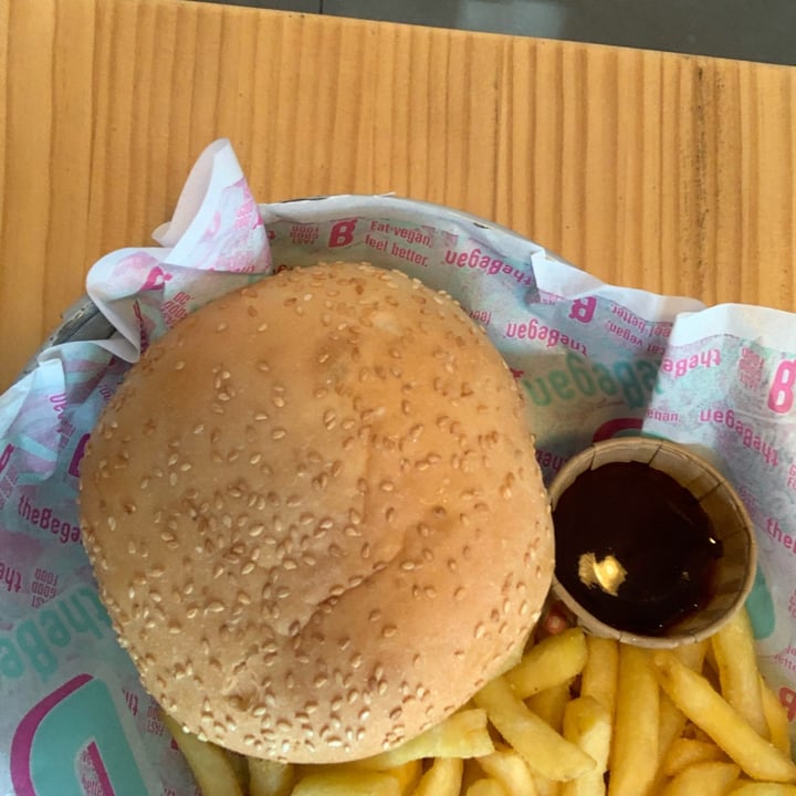 photo of The Began Hamburguesa Onion BBQ shared by @bjornjohann on  01 Nov 2022 - review