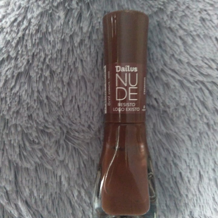 photo of Dailus Esmalte Nude - “Existo logo resisto” shared by @anandamaria on  26 Apr 2022 - review