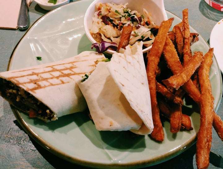 photo of Urban Bites Spicy Falafel Wrap shared by @hownowbrownkow on  29 Mar 2018 - review