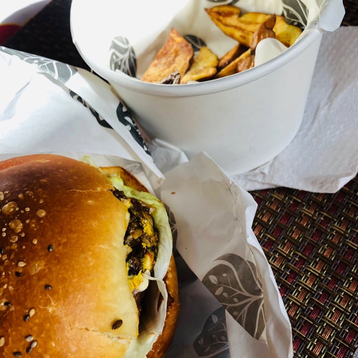 review photo of Germinando Vida HamVurguesa De Champiñones shared by @sophie15 on 30 Aug 2020 - review