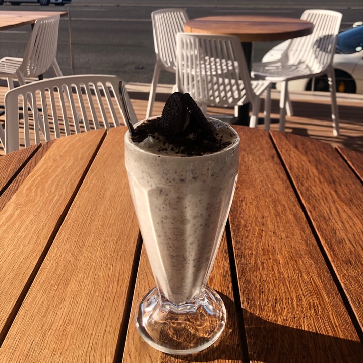 photo of Royale Eatery Oreo Milkshake shared by @britinsa on  24 Nov 2020 - review