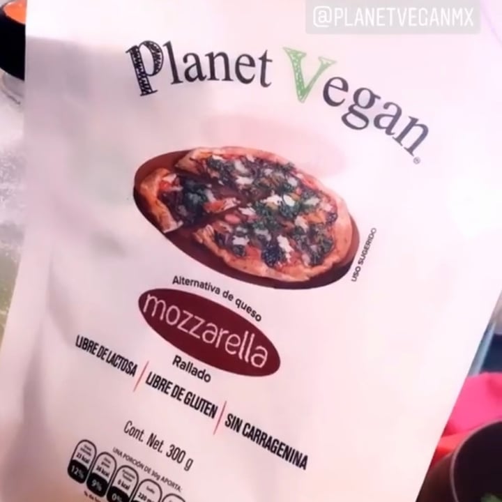 photo of Planet Vegan Mx Queso Mozzarella Rallado shared by @anagabyveg on  27 Oct 2020 - review