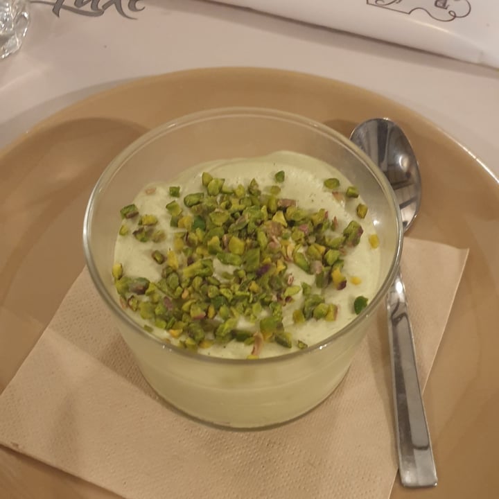 photo of Pirati DeLuxe semifreddo al pistacchio shared by @sereveg on  25 Jun 2022 - review