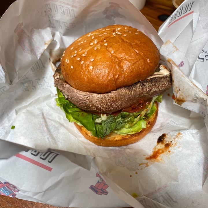 photo of Free the Robot Portobello Burger shared by @vikas on  12 Feb 2020 - review