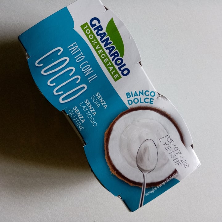 photo of Granarolo Yogurt Di Cocco Bianco Dolce shared by @valeveg75 on  14 Jun 2022 - review