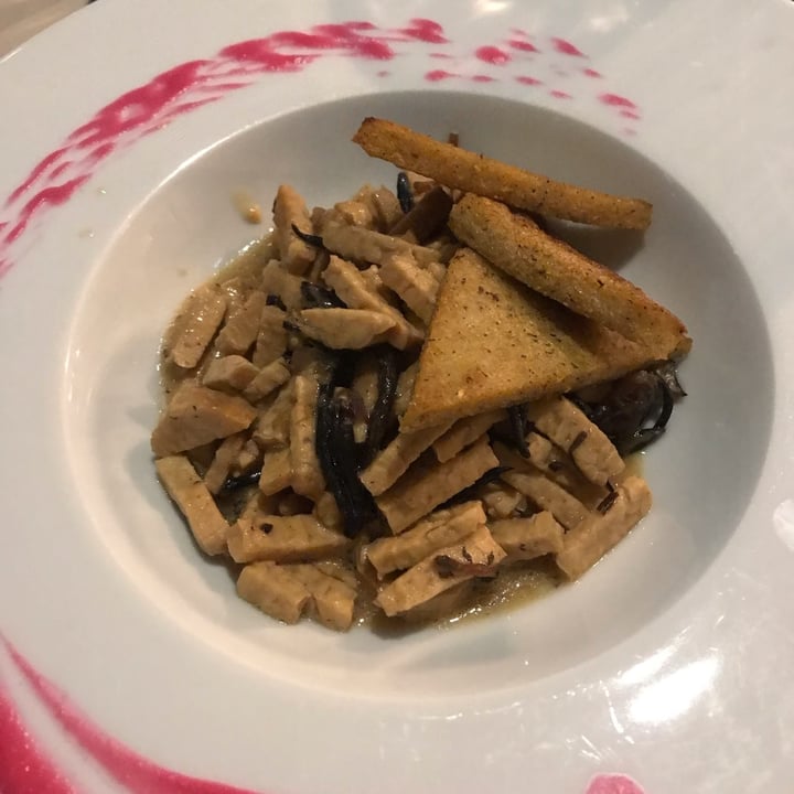 photo of Apriti Sesamo Brasato Di Tempeh Al Sapore Di Mare Con Polenta shared by @niki98 on  11 Dec 2021 - review