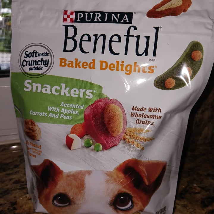 review photo of Purina Beneful Snackers for dog shared by @jacbosc on 09 May 2022 - review
