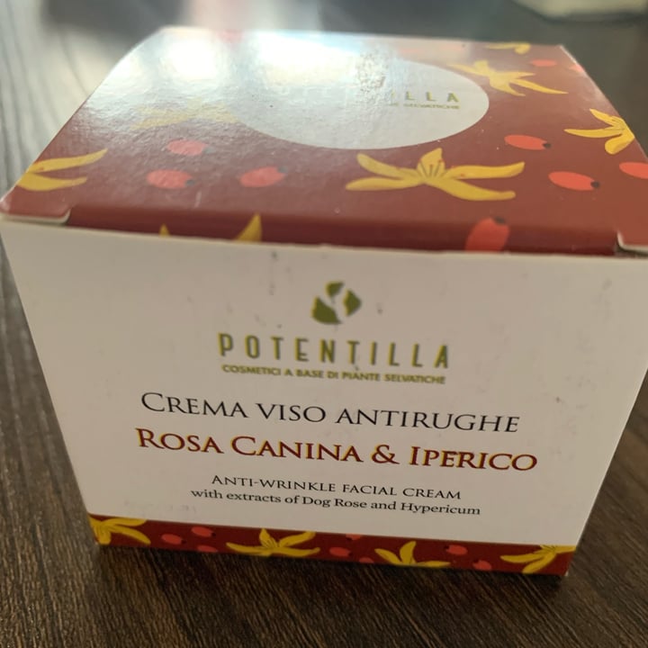 review photo of Potentilla Crema viso anti rughe shared by @ambragreen on 29 Nov 2021 - review