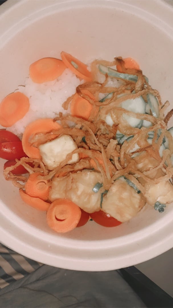 photo of Shaka Poké Bowls Bowl Personalizado shared by @majocobian on  11 Apr 2020 - review